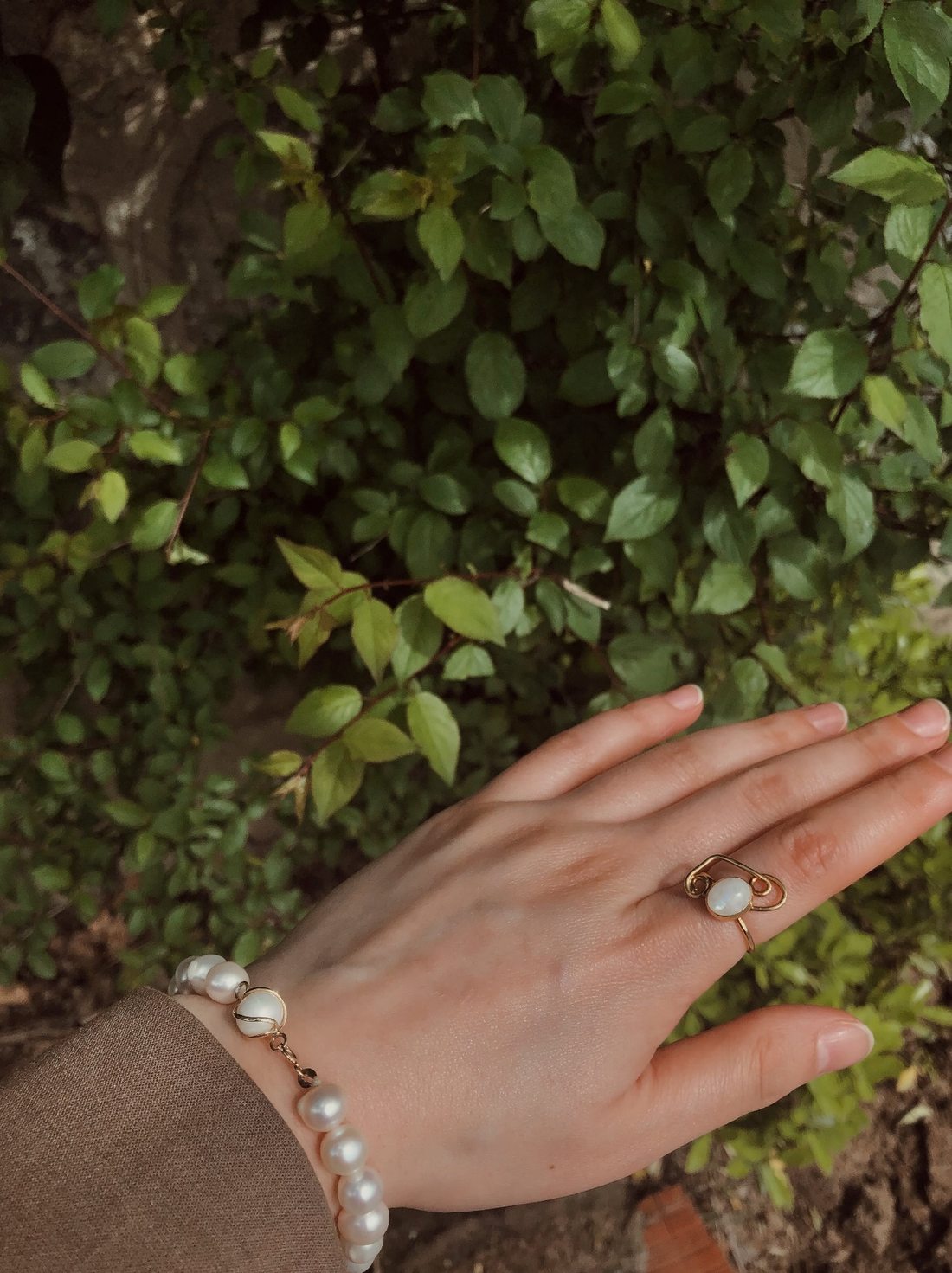 The Shape of Pearls