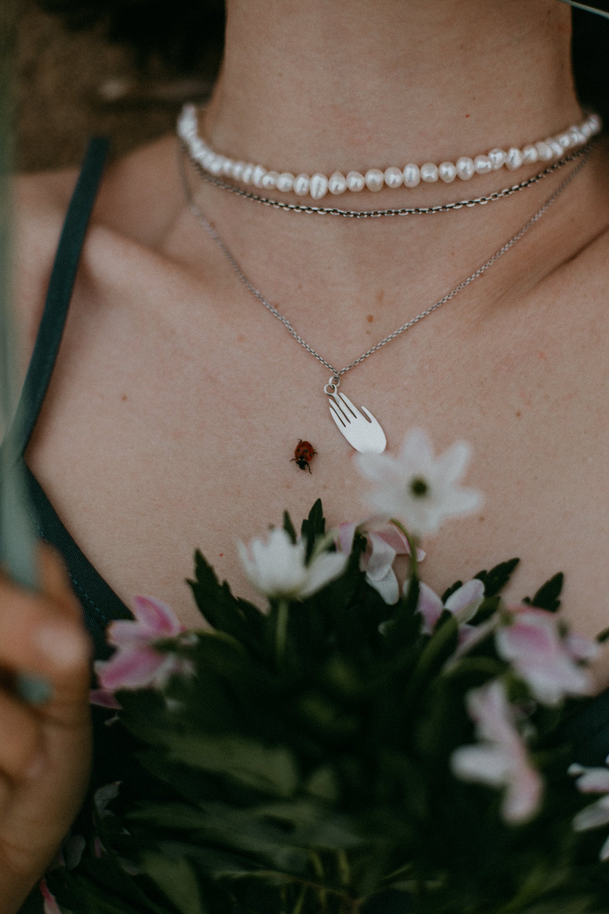 How to Match Pearl Jewelry with Everyday Wear