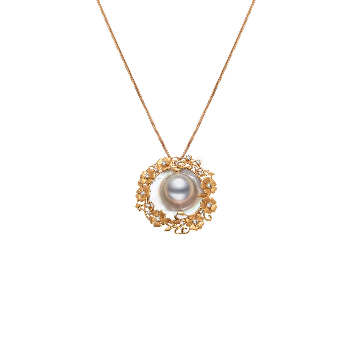 Japanese Seawater Mabe & Diamond Season-inspired Pendant