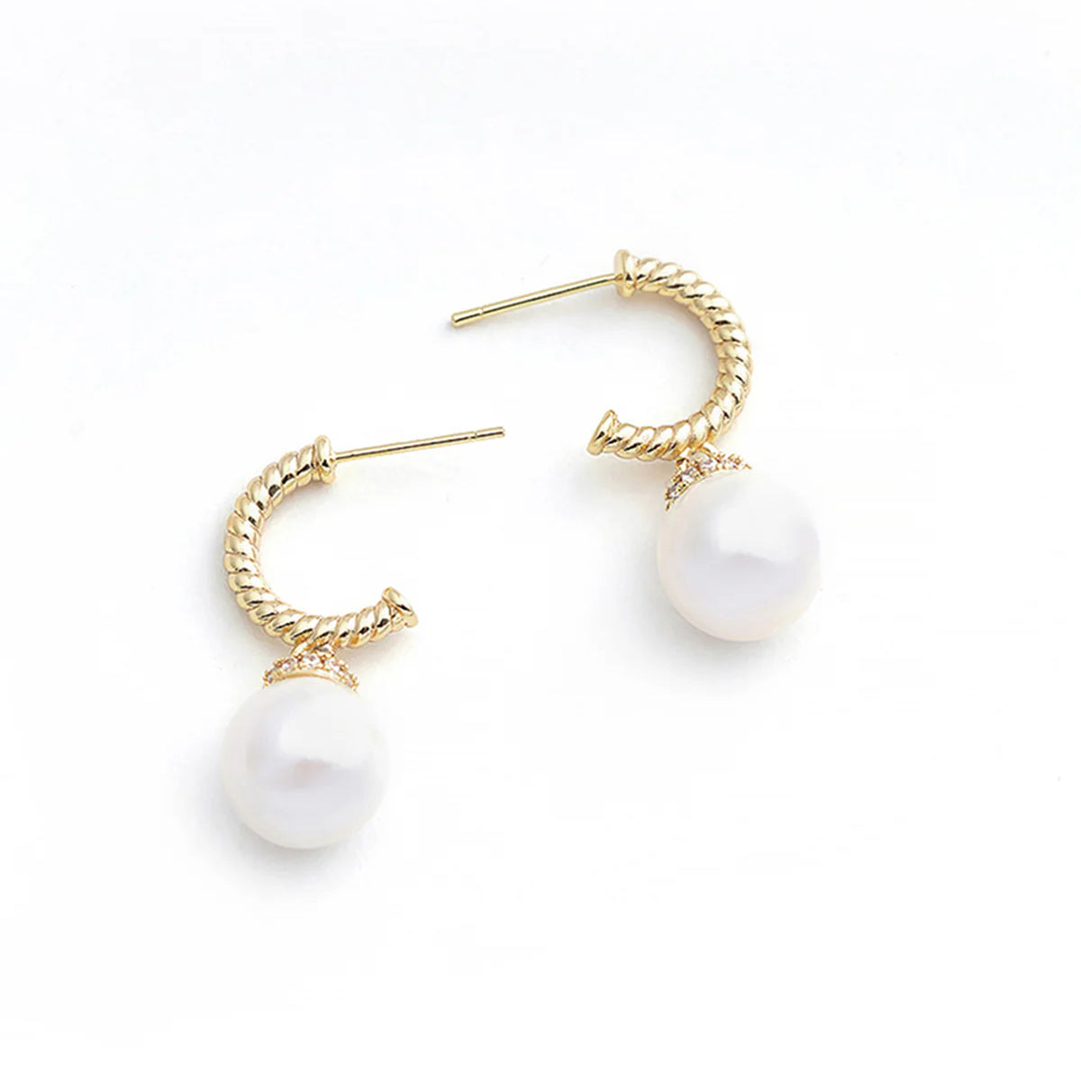 10-11mm Artificially Cultured Round Freshwater Pearl Rattan Pattern Crystal Drop Earrings