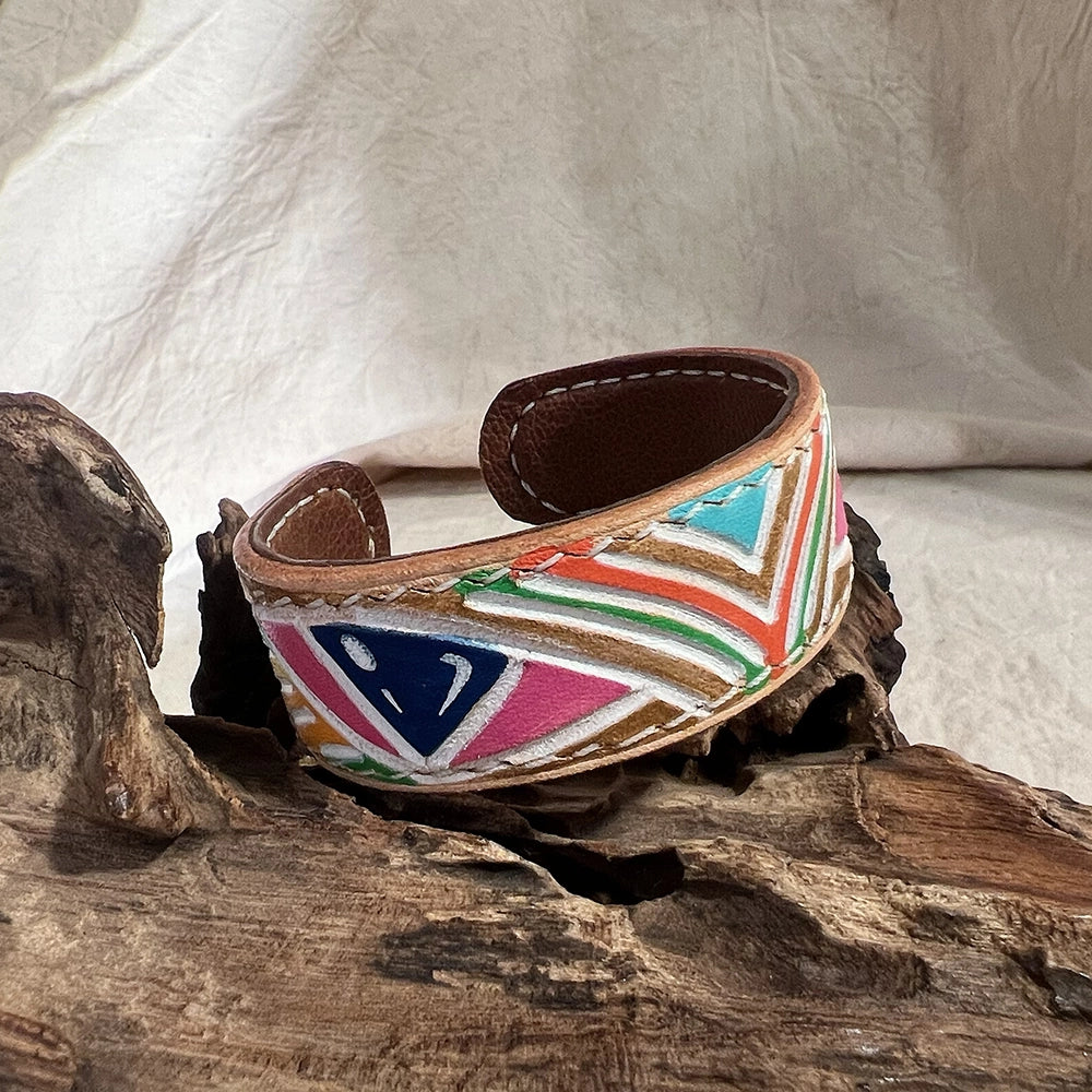 “Star Pattern” Hand Made Genuine Leather Bracelet